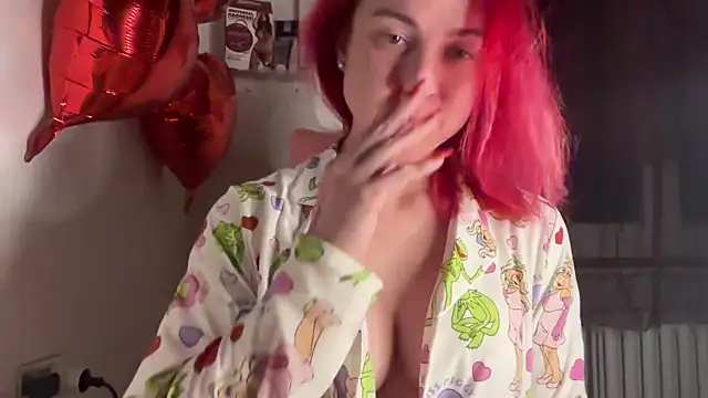 Snapshot of Nikky_Divine chatting on March 2025 08:19:01 PM Nikky Divine online show from March 2025 08:19:01 PM