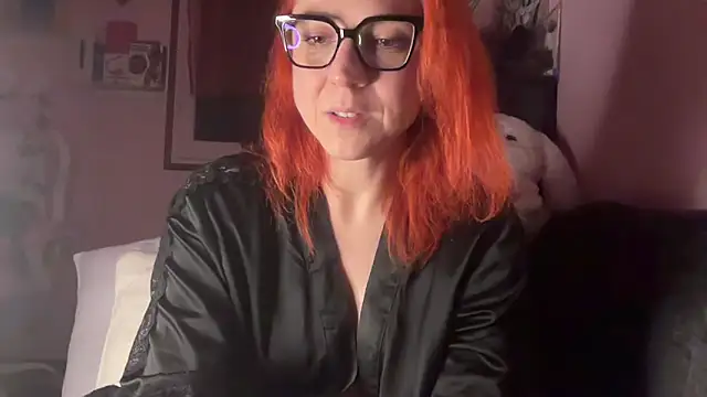 Nikky Divine online show from March 2026 08:49:01 PM