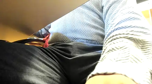 Snapshot of leccaleccafiga chatting on March 2025 07:46:02 AM leccaleccafiga online show from March 2025 07:46:02 AM