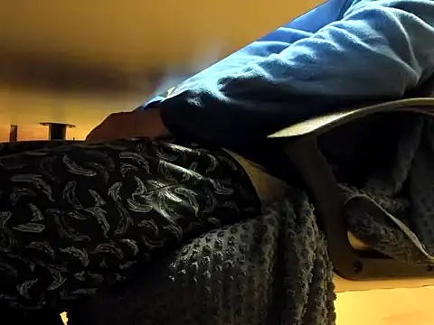 Snapshot of leccaleccafiga chatting on November 2025 04:29:01 PM leccaleccafiga online show from November 2025 04:29:01 PM