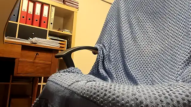 Snapshot of leccaleccafiga chatting on November 2025 08:53:01 PM leccaleccafiga online show from November 2025 08:53:01 PM