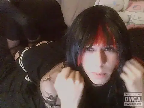 crystalxh online show from October 2025 04:53:02 PM