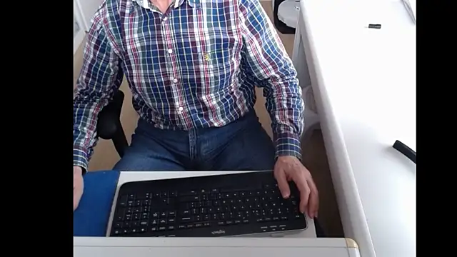 dutchpornking online show from March 2025 02:23:01 PM