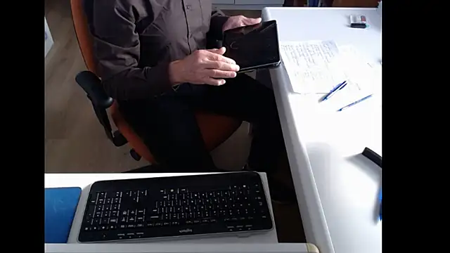 dutchpornking online show from October 2025 12:00:02 PM