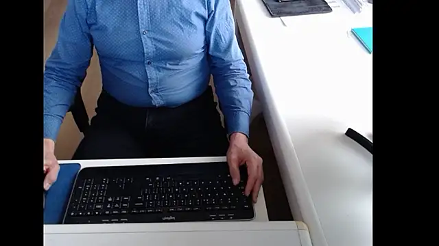 dutchpornking online show from March 2026 06:50:02 AM