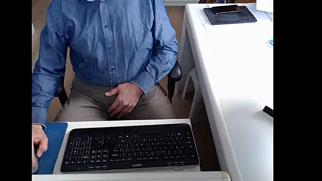 dutchpornking online show from March 2026 07:14:02 AM