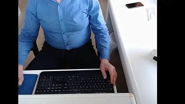 dutchpornking online show from April 2026 06:36:01 AM