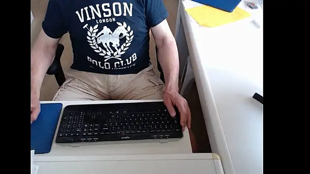 dutchpornking online show from May 2026 06:21:02 AM