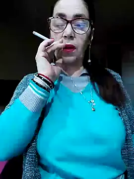 Chriss Tinaa online show from February 2025 05:02:01 AM