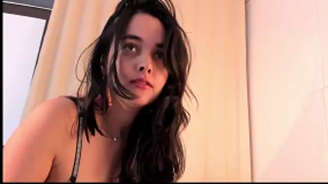 miss alhy online show from April 2026 01:49:01 PM