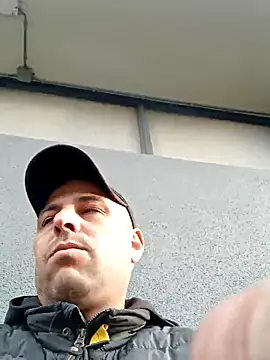 Snapshot of Hotarabicboy36y chatting on February 2025 03:31:02 PM Hotarabicboy36y online show from February 2025 03:31:02 PM