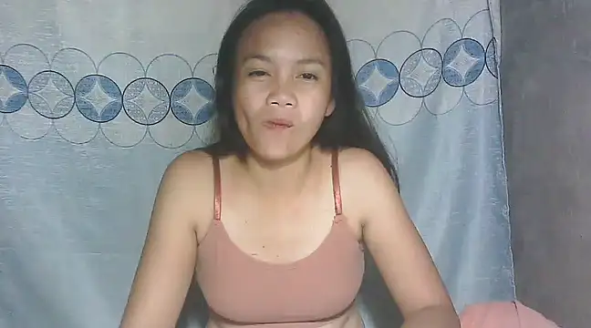 Snapshot of candy_baby1200 chatting on March 2025 01:29:01 PM candy baby1200 online show from March 2025 01:29:01 PM