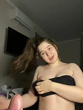 HornyGirlH online show from January 2025 05:05:01 AM