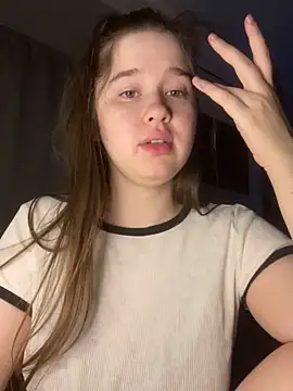 HornyGirlH online show from November 2025 03:07:01 AM