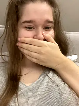 HornyGirlH online show from December 2025 01:48:02 AM