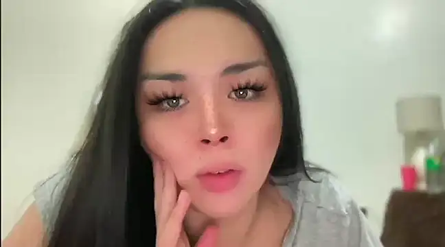 MISSANACONDA online show from February 2025 03:31:01 PM