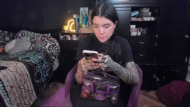 Lilmarieee online show from March 2025 10:04:02 PM