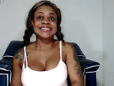 Snapshot of alexiaao9 chatting on January 2026 04:18:01 AM alexiaao9 online show from January 2026 04:18:01 AM