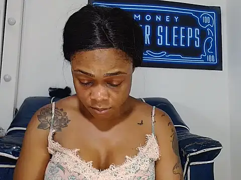 alexiaao9 online show from July 2026 06:04:01 PM