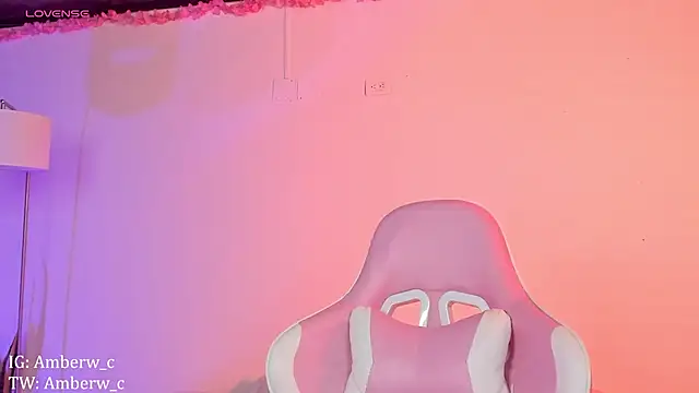 Snapshot of Ambeerouse chatting on January 2025 08:10:02 AM Ambeerouse online show from January 2025 08:10:02 AM