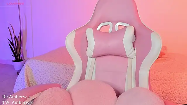 Snapshot of Ambeerouse chatting on January 2025 02:25:01 AM Ambeerouse online show from January 2025 02:25:01 AM