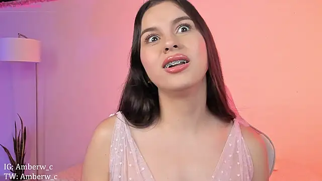 Snapshot of Ambeerouse chatting on January 2025 04:25:02 AM Ambeerouse online show from January 2025 04:25:02 AM