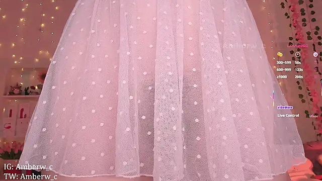 Snapshot of Ambeerouse chatting on October 2025 02:09:02 AM Ambeerouse online show from October 2025 02:09:02 AM