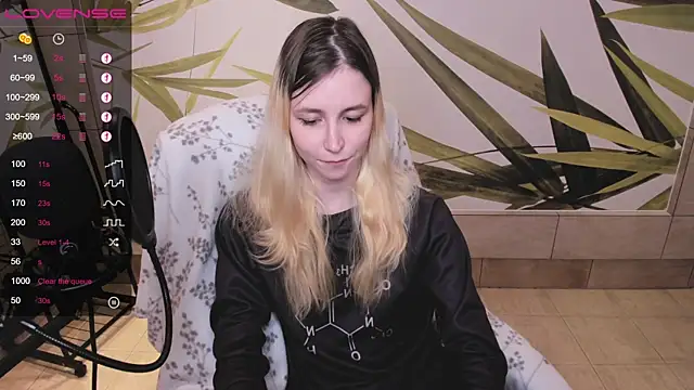 Snapshot of fleximona chatting on January 2025 12:43:02 PM fleximona online show from January 2025 12:43:02 PM