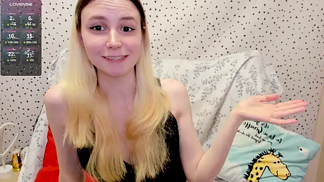 Snapshot of fleximona chatting on March 2025 10:30:02 AM fleximona online show from March 2025 10:30:02 AM