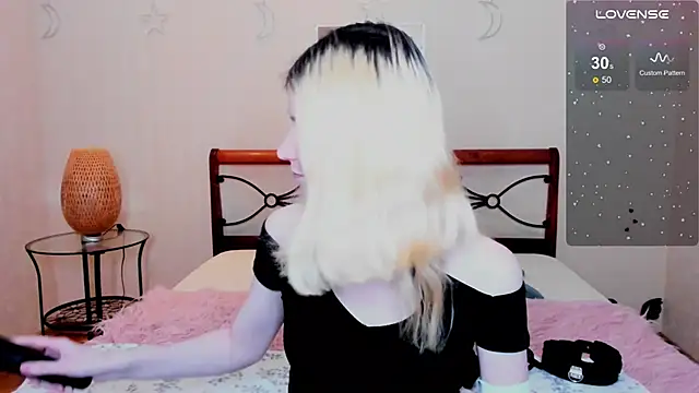 Snapshot of fleximona chatting on October 2025 03:22:02 PM fleximona online show from October 2025 03:22:02 PM