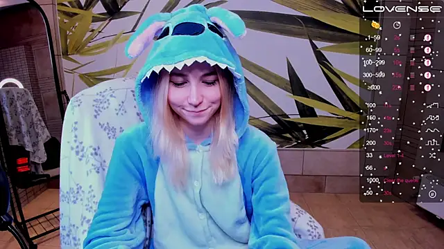 Snapshot of fleximona chatting on October 2025 08:37:01 AM fleximona online show from October 2025 08:37:01 AM