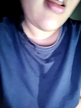 Snapshot of Annerae chatting on November 2025 03:58:01 PM Annerae online show from November 2025 03:58:01 PM