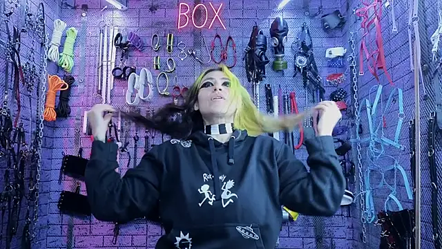 PANDORANEZZ online show from March 2025 06:11:02 AM