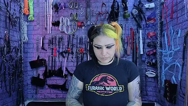 PANDORANEZZ online show from October 2025 06:53:02 AM