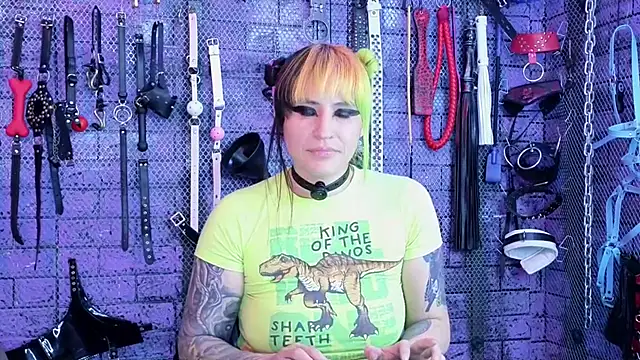 PANDORANEZZ online show from April 2026 06:05:02 PM