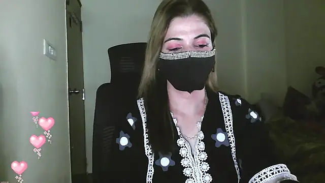 Cute Sonii online show from May 2026 12:02:01 PM