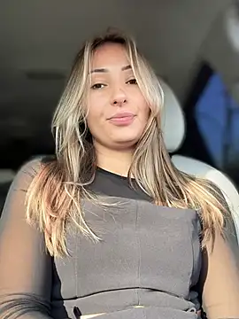 Snapshot of YOUR-KARINA chatting on March 2025 11:05:02 AM YOUR-KARINA online show from March 2025 11:05:02 AM