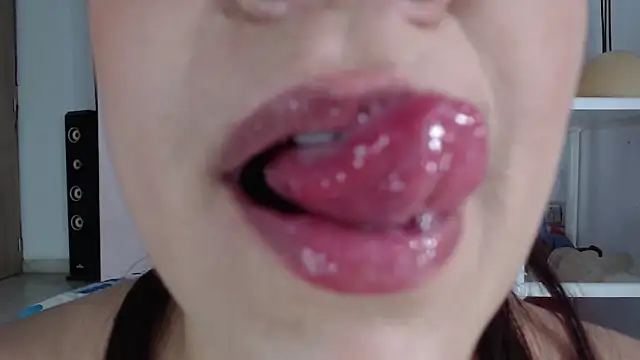 emiligrey  online show from March 2025 01:31:01 AM