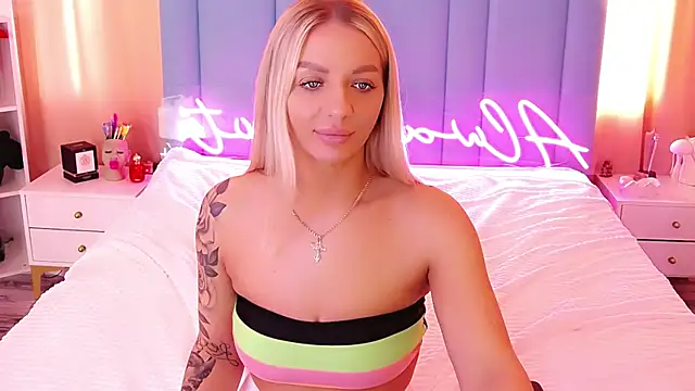 AllwaysHotJ online show from January 2025 06:24:01 AM