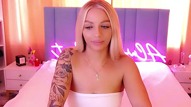 AllwaysHotJ online show from January 2025 06:17:01 AM