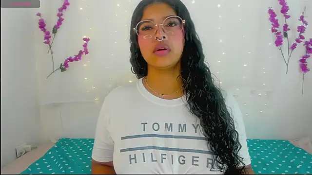 moana taylor online show from September 2025 09:53:02 AM