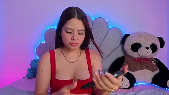 EmmaClarck online show from February 2025 11:46:02 PM