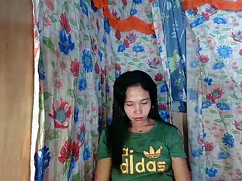 Snapshot of PinaySkinnyGirl chatting on February 2026 10:52:02 AM PinaySkinnyGirl online show from February 2026 10:52:02 AM