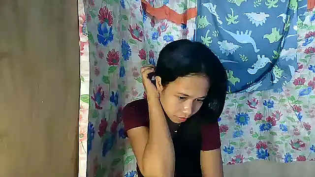 Snapshot of PinaySkinnyGirl chatting on March 2026 01:50:01 PM PinaySkinnyGirl online show from March 2026 01:50:01 PM