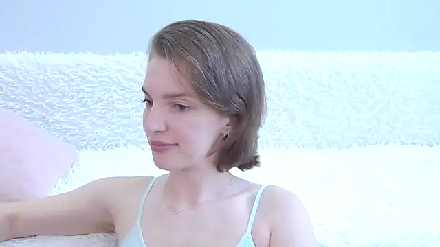 Snapshot of Beauty_Alex chatting on May 2026 01:47:02 AM Beauty Alex online show from May 2026 01:47:02 AM