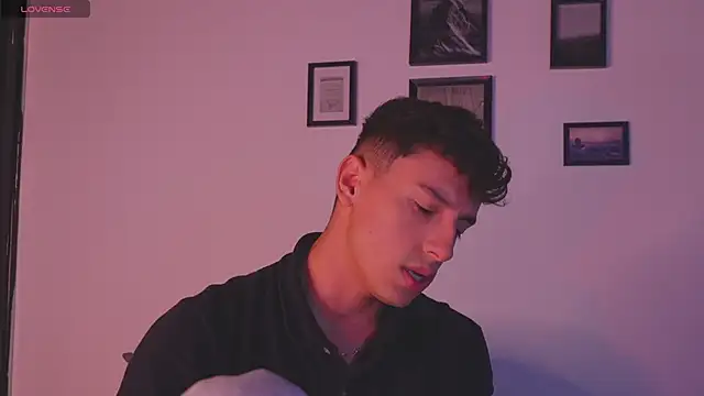 Snapshot of I_Gabriel chatting on January 2026 04:15:01 AM I Gabriel online show from January 2026 04:15:01 AM