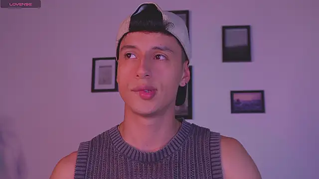 Snapshot of I_Gabriel chatting on February 2026 05:17:01 AM I Gabriel online show from February 2026 05:17:01 AM