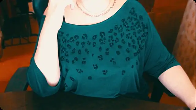 Snapshot of AlisaHot55 chatting on December 2024 04:06:01 PM AlisaHot55 online show from December 2024 04:06:01 PM