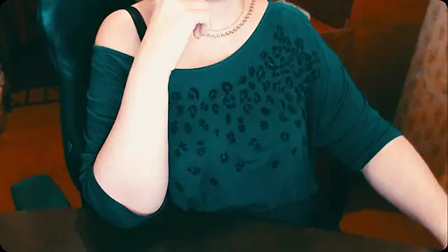 Snapshot of AlisaHot55 chatting on December 2024 07:11:02 PM AlisaHot55 online show from December 2024 07:11:02 PM