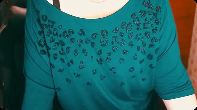 Snapshot of AlisaHot55 chatting on January 2025 02:14:01 PM AlisaHot55 online show from January 2025 02:14:01 PM